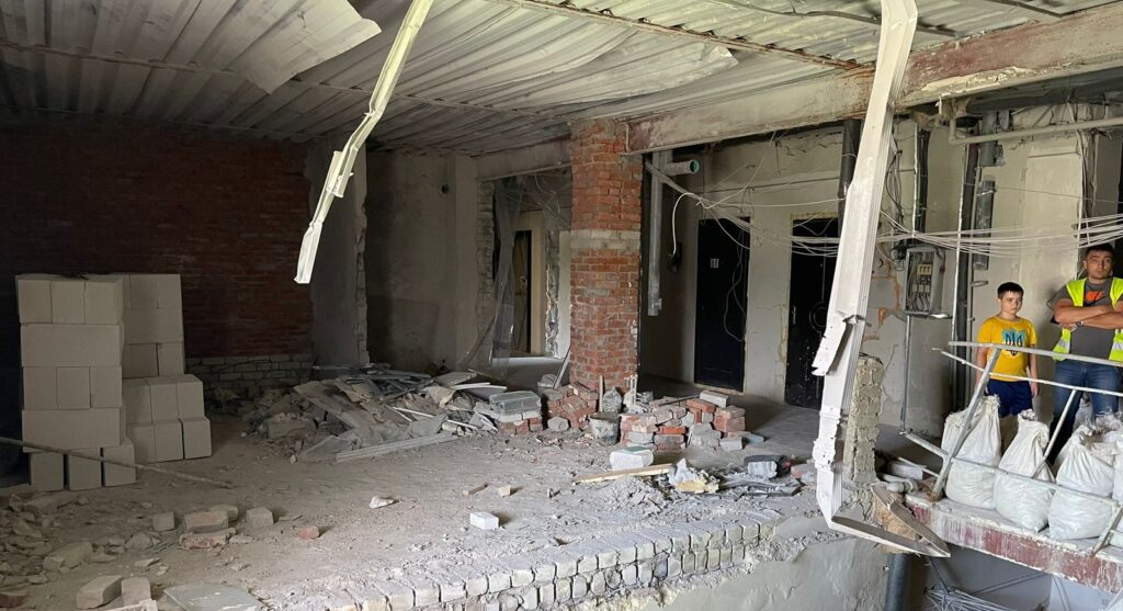 UNHCR school reconstruction